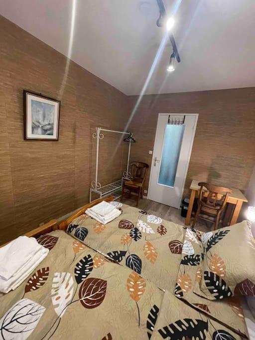 Appartement 3 Pieces Pour 1 A 5 Voyageurs Rillieux-la-Pape Exteriör bild