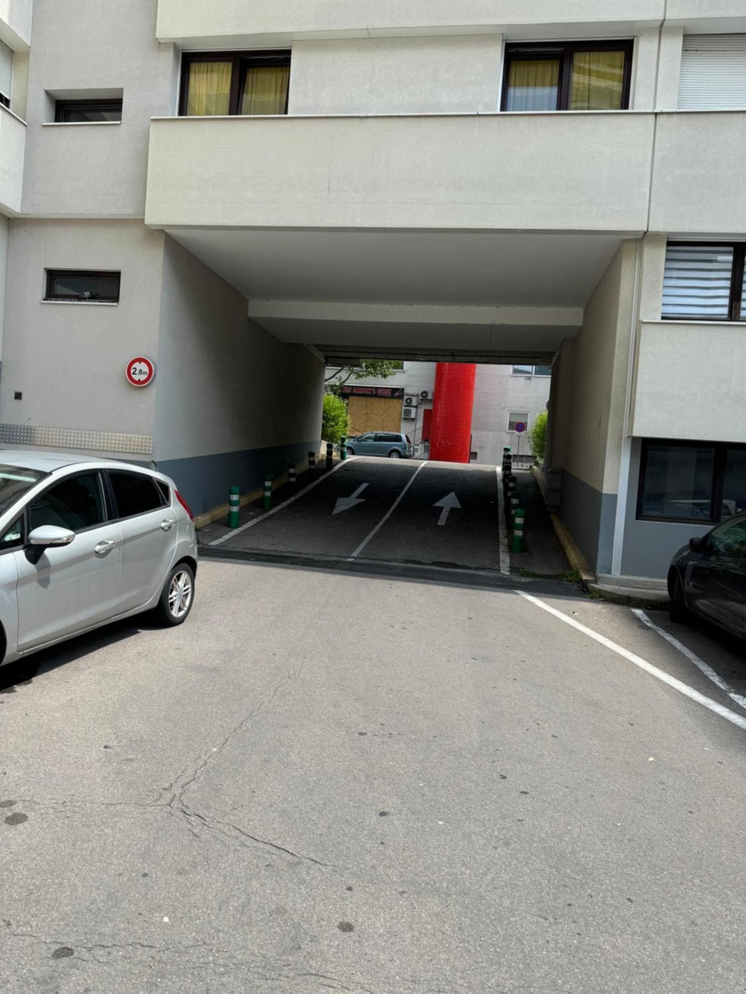 Appartement 3 Pieces Pour 1 A 5 Voyageurs Rillieux-la-Pape Exteriör bild